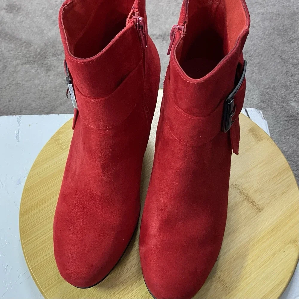 mysoft Women's Red Booties Chunky Heel, Great Cond. Zipper Ankle Boots US 9.5‎